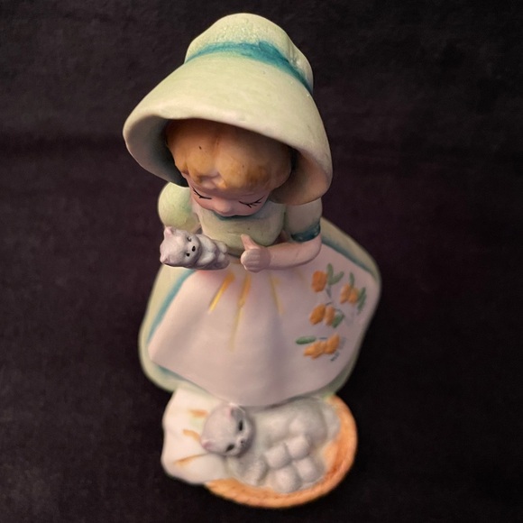 Vintage Josef Originals Becky Thatcher Cat & Kittens Tom Sawyer Bisque Figure - Picture 4 of 11